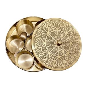 Caja de Almacenamiento de Masala de Latón de Alta Calidad con Cuencos Interiores y Cuchara |   Organizador de Especias Tradicional Indio para Cocina Casera y Hoteles - Product Image 4