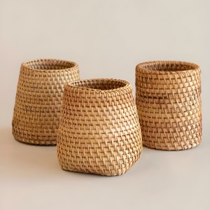 Estuche de ratán tejido a mano, juego de artículos de papelería, contenedor de almacenamiento, soporte para bolígrafos al precio más bajo. - Product Image 1