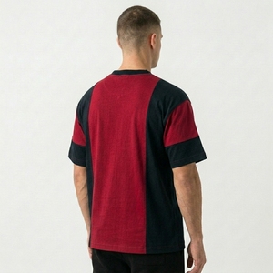 เสื้อยืดผู้ชายสไตล์สตรีทแวร์ระดับไฮเอนด์ ตัดเย็บแบบโค้งมน ผ้า GSM หนาพิเศษ รับผลิตเสื้อผ้าแบรนด์ส่วนตัวจากโรงงาน - Product Image 4
