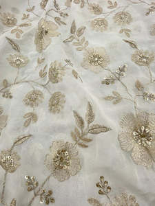Tissu brodé SQ, tissu brodé perlé, tissu brodé en maille, tissu pour abaya, tissu fantaisie, fabrication de vêtements, commerce de gros - Product Image 5