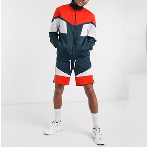 Ensemble de survêtement pour homme avec veste à col roulé et short, design sportif respirant, manches longues, fermeture éclair, coupe classique - Product Image 1