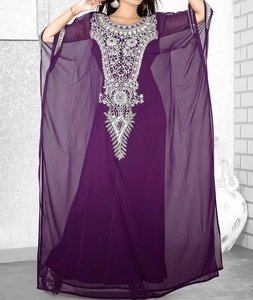 Abaya Larga de Poliéster Rosa con Bordado, Cuello Alto, Manga Larga, Estilo Modesto para Mujer, Talla Grande, para Fiestas y Eventos, Estilo de Oriente Medio - Product Image 2