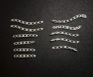 <b>Top</b> High Quality Orthopedic Manual Clavicle Plates Veterinary Orthopedic Implant CE approved Fragment Locking Plates - Product Image 3