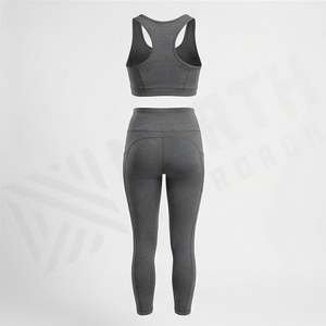 Vêtements de sport en gros sur mesure : Ensemble de yoga pour femmes, hauts de fitness à manches longues pour la course et la gym - Product Image 2