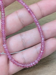 Cuentas Redondas de Zafiro Rosa AAA de 4 mm, Cuentas Facetadas para la Elaboración de Joyas, Marca Lustre, Certificadas por Terceros - Product Image 2