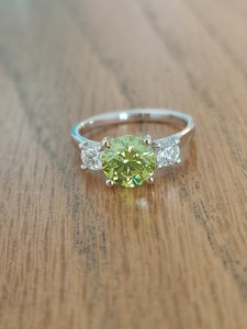 Anillo de Tres Piedras de Moissanita Verde de 2 Quilates, Corte Redondo, Plata 925 Original, Joyería Sorpresa para Amigos - Product Image 6