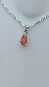 Collar Minimalista de Plata de Ley 925 con Colgante de Piedra del Sol para Niños, Corte Pera, Piedra del Sol Natural, Hecho a Mano, Joyería de Piedra de Nacimiento de Junio - Product Image 6