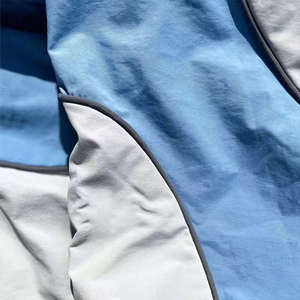 Conjunto Deportivo Cortavientos para Hombre, Chaqueta Ligera con Capucha y Cierre, con Pantalones Deportivos a Juego, Ropa Deportiva Transpirable para Deportes al Aire Libre - Product Image 2