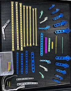 Kit Veterinario Ortopédico 2.4 2.7 3.5, Juego de Instrumentos para Implantes de Placas y Tornillos de Bloqueo, Manual, Acero Inoxidable, Quirúrgico Caronia - Product Image 1