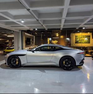 Aston Martin DBS Superleggera Usado 2023 - Product Image 1