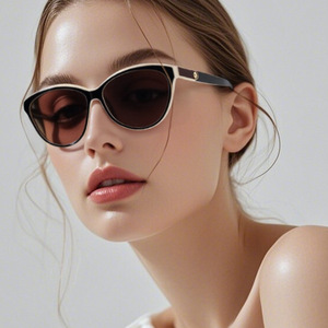 Lunettes de soleil polarisées personnalisées les plus vendues 2025 – Monture PC, style mode pour femme, classiques pour le quotidien - Product Image 1