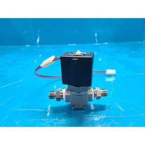 Vanne Solénoïde à Commande Directe SMC VX3224GZ-03N-5GS1 – Pièce Détachée d'Équipement Semi-conducteur Ancien, Utilisable Telle Quelle - Product Image 6