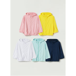 OZKIZ Vêtements de pluie haut de gamme coréens pour enfants J01 Veste coupe-vent pour filles de 2 à 6 ans Printemps/Automne Mode enfantine Vente en gros - Product Image 1