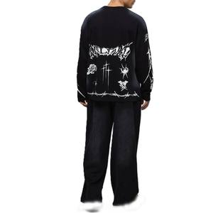 เสื้อยืดแขนยาวผู้ชายทรงปกติพิมพ์ลายกราฟิก สตรีทแวร์ ผ้าฝ้าย รับผลิตตามสั่ง OEM แบรนด์ส่วนตัว ผลิตจำนวนมาก - Product Image 2