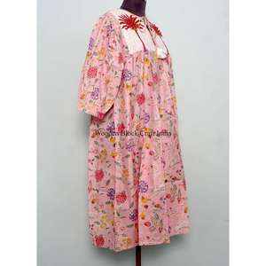 Robe Midi Bohème Moulante en Coton Imprimé Floral Numérique de Luxe à Col en V et Manches Longues pour Femme, Écologique, Lavable, Nettoyage à Sec - Product Image 1