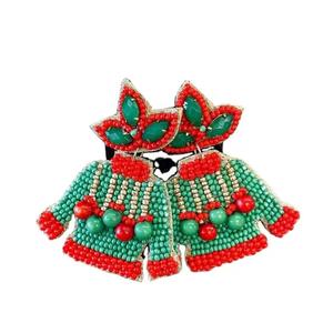 Pendientes Colgantes de Mariposa Bordados a Mano con Cuentas de Cristal - Color Personalizado, Regalo para Niñas, Día de San Valentín - Product Image 5