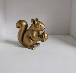Prensapapeles de Escultura Animal de Latón Hecho a Mano, Accesorio de Escritorio Duradero para el Espacio de Trabajo - Product Image 6