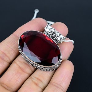 Pendentif artisanal en grenat rouge : Bijou fait main - Product Image 4