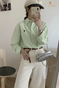 Chemise Quotidienne Femme Manches Longues Col Rabattu Version Coréenne Coupe Droite Vintage Boutons Broderie Logo Avant Printemps Été - Product Image 2