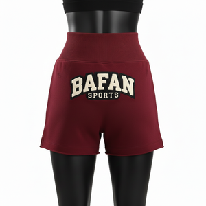 Shorts de poliéster y spandex premium de 240 GSM, color granate, cintura alta, con cremallera lateral, bolsillos y logotipo bordado. - Product Image 2