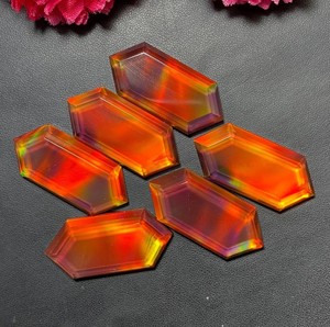 Opale de laboratoire Aura de qualité supérieure, forme hexagonale, multicolore, doublets, pierres précieuses en vrac, effet de jeu de couleurs/feu pour la fabrication de bijoux - Product Image 3