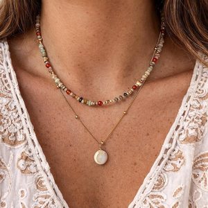 สร้อยคอประดับลูกปัดพลอยหลากสี ไข่มุกน้ำจืด ประดับด้วยลูกปัดทองคำ ดีไซน์เรียบหรู - Product Image 2