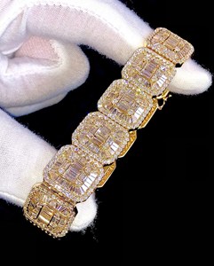 Pulsera VVS Moissanite con Corte Brillante, Chapada en Oro, con Engaste de Garras, Moderna, Regalo de Aniversario para Mujer, Plata 925, Totalmente Cubierta de Piedras - Product Image 6