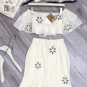 Conjunto de Ropa de Mujer de Dos Piezas, Verano, Sin Cuello, Sólido, Casual, Ajustado, Algodón Ecológico, Lavable, Cómodo, Natural y Moderno - Product Image 6