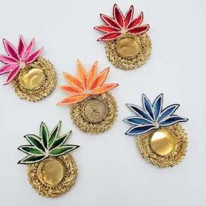 Portavelas Redondo Hecho a Mano con Diseño de Flores Bordadas para Decoración del Hogar - Product Image 6