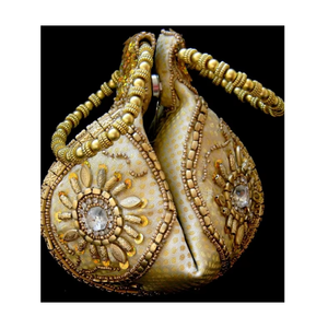 Elegante Bolso Potli con Cuentas, Hecho a Mano, Accesorio Étnico para Bodas, Festivales y Fiestas - Product Image 6