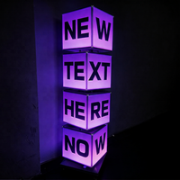 Espositore Luminoso a Cubo Rotante a 4 Lati, Lightbox LED Personalizzato per Menu di Negozi di Elettronica, Ristoranti, Poster Pubblicitari