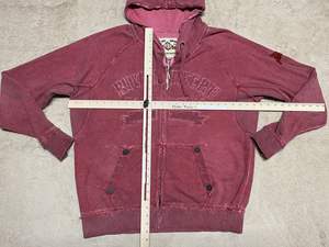 Proveedor de Sudaderas con Remaches, Sudadera Urbana de Alta Calidad con Adornos de Remaches, Impresión de Logotipo Personalizado y Bordado Disponible - Product Image 6