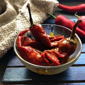 Pimiento Rojo Picante en Conserva con Sabor Original Hecho con Ingredientes Frescos Listo para Comer Suministro a Granel de 25 kg - Product Image 2