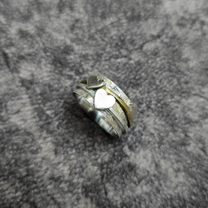 Anillo Giratorio Bohemio de Doble Corazón, Hecho a Mano, Plateado, Banda Giratoria, Joyería Minimalista para Mujer, para Fiestas y Eventos - Product Image 3