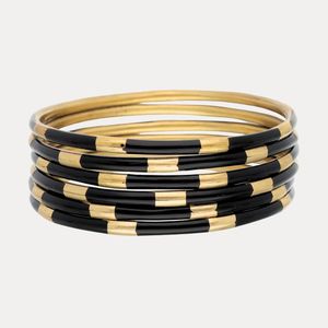 Brazaletes de Resina y Latón para Mujer, Modernos y Artísticos, Hechos a Mano, Chapados en Oro, Certificados por IGI, Joyería de Marca Privada Personalizada - Product Image 3