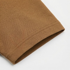 Polo en piqué à manches courtes pour homme, couleur marron, coupe classique, tricot uni, design décontracté - Product Image 6