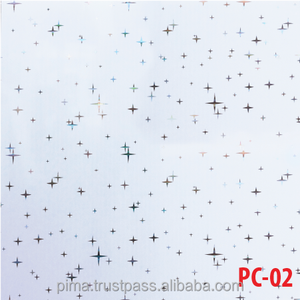 Plaques de plafond acoustiques en PVC vierge, légères, brillantes, imperméables, isolation thermique pour la décoration intérieure du salon - Product Image 6