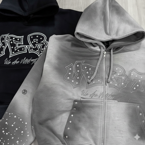 Sweat-shirts à capuche zippés personnalisés OEM, qualité supérieure, prix abordables, 100% coton molletonné épais, broderie vieillie et strass - Product Image 5