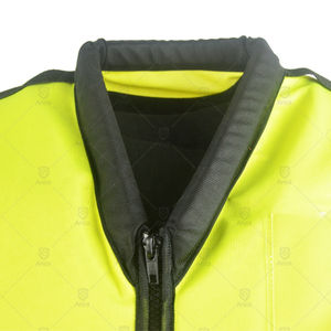 Chaleco de seguridad reflectante personalizado para construcción, color negro, amarillo y naranja, con logotipo y bolsillos. - Product Image 5