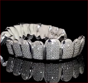 Grillz en alliage style Hip-hop avec micro-incrustation de zircone cubique taille brillant rond, plaqué or 18 carats, bijoux unisexe pour boîte de nuit - Product Image 4
