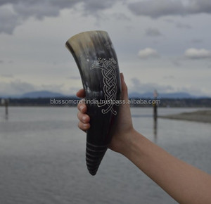 Vaso de Cuerno de Búfalo de Lujo, Tallado a Mano, Elegante, Resistente, Único, Auténtico, Regalo Vikingo Nórdico - Product Image 2