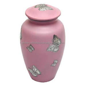 Fabricant indien d'urne funéraire en aluminium massif gravée en rouge pour adultes pour les funérailles par Ambience Lifestyle - Product Image 3