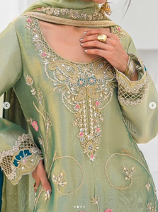 Salwar Kameez en satin de soie vert olive pour femmes, élégant, traditionnel indien pakistanais, tenue de mariage, longueur au sol, design brodé - Product Image 4