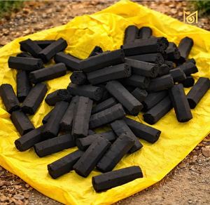 Briquetas de Carbón Vegetal Negro Hexagonales Premium, Alto Contenido de Carbono Fijo, Combustible para Barbacoa de Larga Duración - Product Image 4