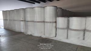 Tela No Tejida de Grado Higiénico SMS SSMMS, 10 GSM, para la Capa Superior de Toallas Sanitarias, Pañales para Bebés y Adultos, Suave y Transpirable - Product Image 2