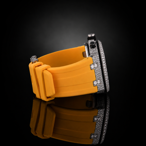Reloj de pulsera automático redondo de lujo personalizado con moissanita VVS, estilo hip hop, con correa de caucho amarilla para hombre - Product Image 4