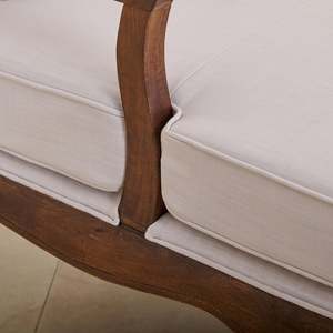 Chaise longue traditionnelle en acajou avec revêtement en tissu et pieds cabriole pour le mobilier de salon - Product Image 5