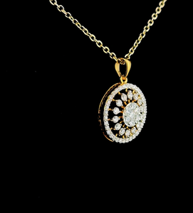 Collar con Colgante de Diamante Cultivado en Laboratorio con Halo Redondo – Elegante Joyería de Diamante Solitario en Oro para Mujer - Product Image 3