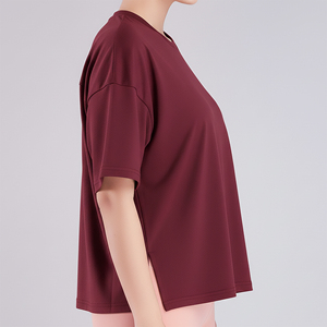 Camiseta de Mujer OEM de 220 g/m², Color Sólido, 100% Algodón, Hombros Caídos, Cuello Redondo, Transpirable, Ecológica, con Apliques - Product Image 2