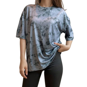 Camiseta Tie Dye de Alta Calidad, Suave y Cómoda, Camiseta de Mujer de Primera Calidad, Colección de Verano, Camiseta Tie Dye para Mujer - Product Image 1